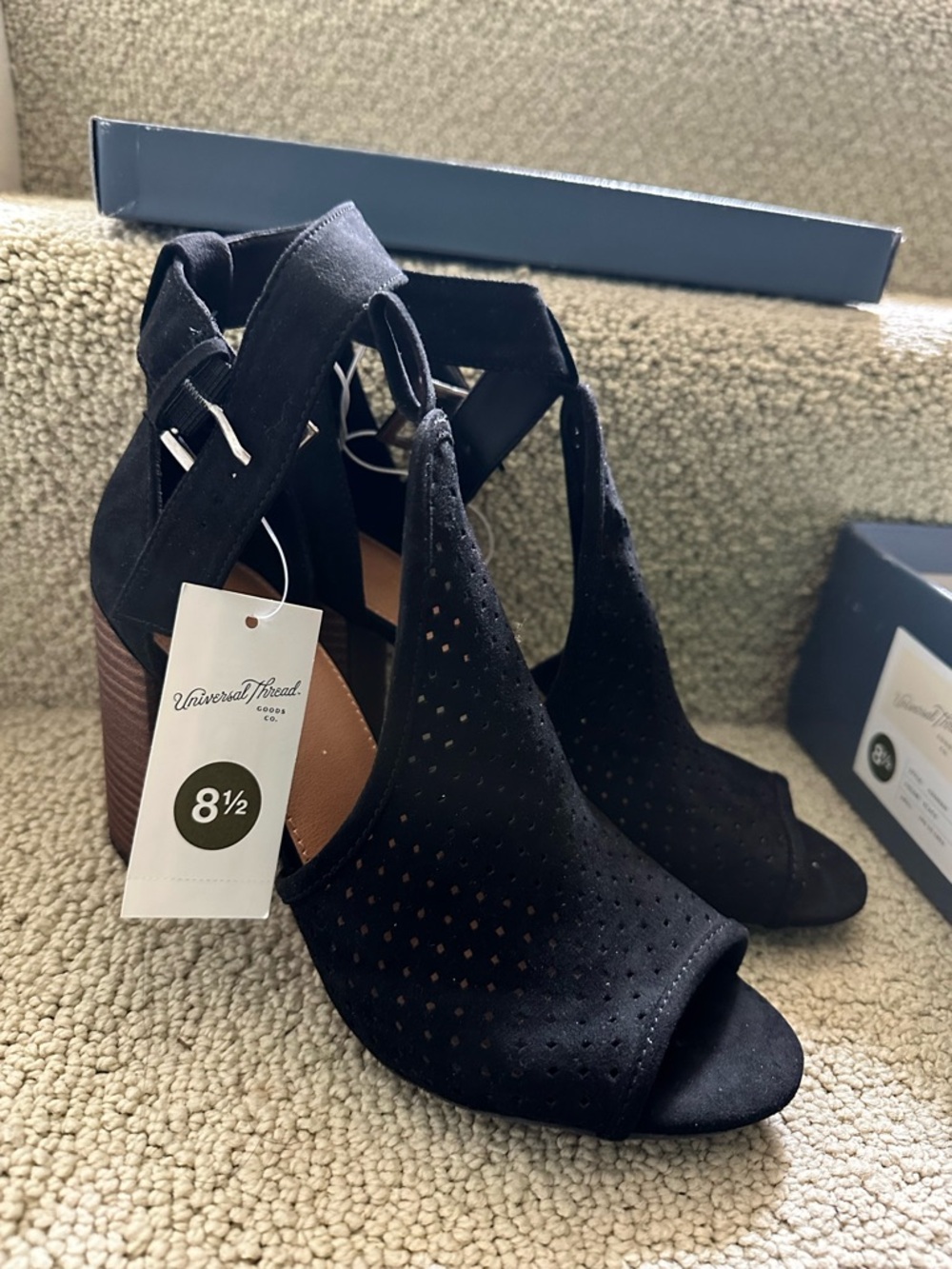 NWT Black Peep-Toe Block Heel Sandals